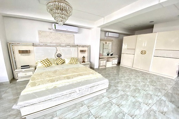 Royal Bedroom Set 1