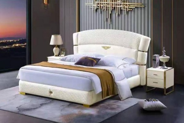 Maak Bed White